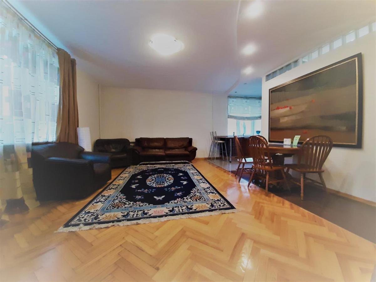 Apartment On Myasnikova 34 Minsk Exteriör bild